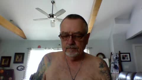 happynudist7373 online show from July 8, 1:36 pm