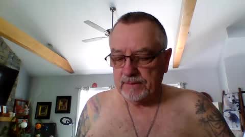 happynudist7373 online show from July 13, 12:53 pm