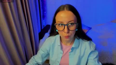 Stephanie online show from October 26, 4:39 pm