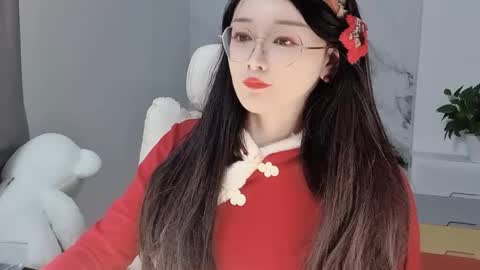 Daisy online show from February 11, 3:51 pm