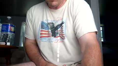 hard4you6921 online show from July 13, 1:36 pm
