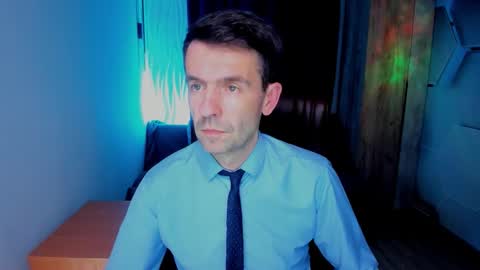 Snapshot of hard_and_juici chatting on October 23, 2:29 pm Steve online show from October 23, 2:29 pm