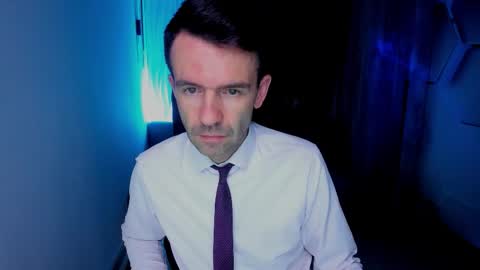 Steve online show from October 26, 3:29 am