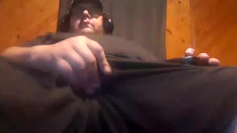 Snapshot of hardc970456 chatting on October 13, 6:32 pm hardc970456 online show from October 13, 6:32 pm