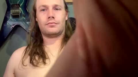 Average guy 01 online show from November 3, 8:15 am