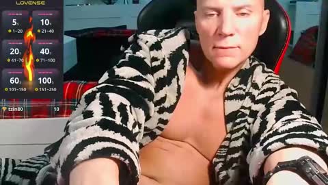 MATTSTEEL - ITALIAN STALLION online show from November 9, 7:49 pm