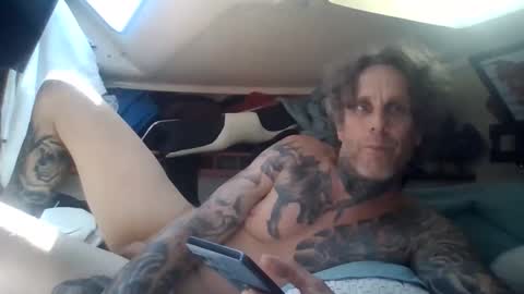 hardnthick online show from March 2, 5:30 am