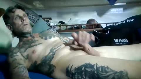 hardnthick online show from November 12, 10:17 am