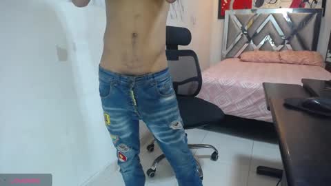 Andres Dean online show from June 9, 1:49 am