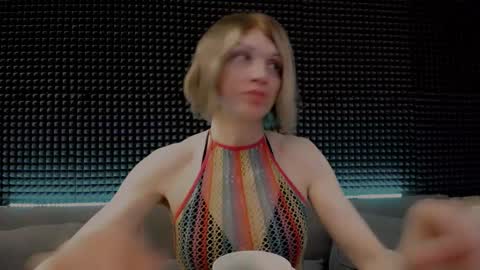 Miss Hardy online show from March 18, 9:59 am