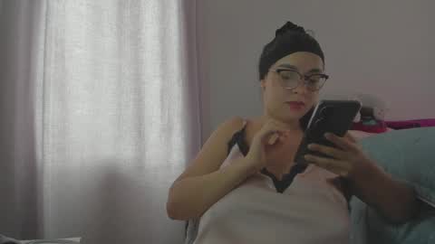 Natii  online show from October 12, 4:43 pm