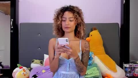 Harmony Hill online show from December 15, 11:45 pm