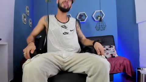 harold_999 online show from April 28, 1:58 am