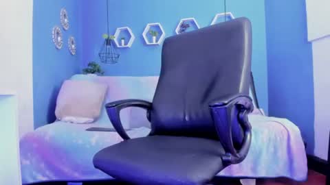 harold_999 online show from June 15, 8:17 am