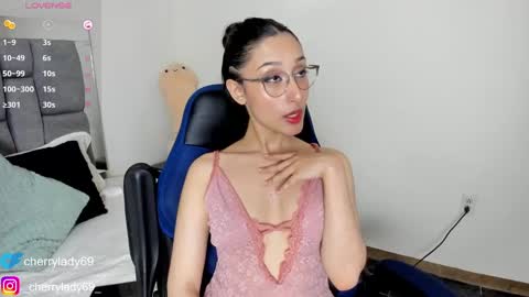  Harper Andrews  online show from December 3, 10:56 am