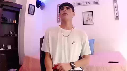 Snapshot of harrythomson1 chatting on September 12, 6:21 pm harry thomson online show from September 12, 6:21 pm