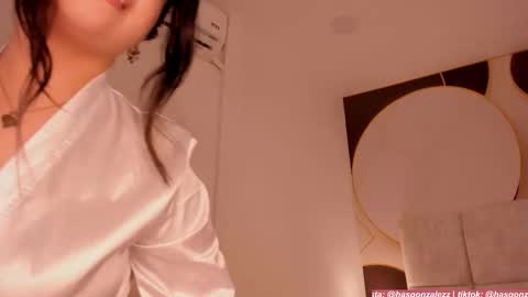 has_gonzalezz online show from March 20, 5:34 am