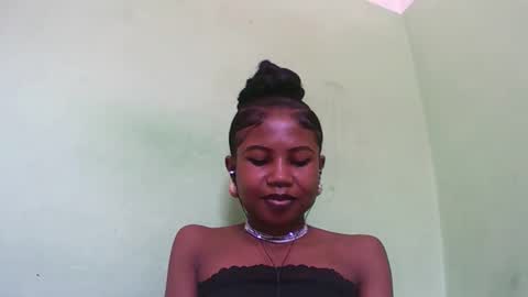 hasleyinah online show from April 7, 7:21 am