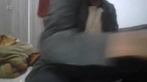hassane12 online show from May 18, 7:42 pm