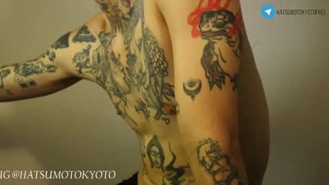 Snapshot of hatsumotokyoto chatting on March 11, 12:54 am More content   2   online show from March 11, 12:54 am