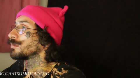 Snapshot of hatsumotokyoto chatting on February 16, 12:08 am More content   2   online show from February 16, 12:08 am