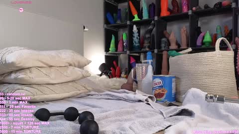 Haylee online show from March 5, 6:01 pm