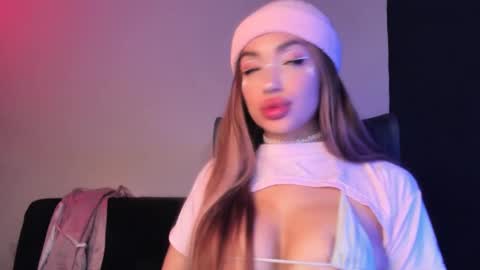 Marie online show from September 10, 5:19 am