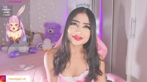 Snapshot of hazelbabee_ chatting on October 28, 7:42 am Lynn online show from October 28, 7:42 am