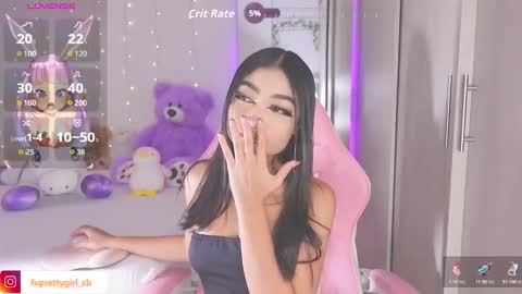 Snapshot of hazelbabee_ chatting on September 27, 7:39 am Lynn online show from September 27, 7:39 am