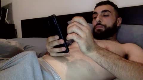 Snapshot of hbabian chatting on October 21, 6:51 am hbabian online show from October 21, 6:51 am