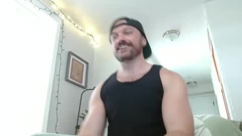 Snapshot of hbdude27 chatting on February 8, 11:55 pm RinnDude35 online show from February 8, 11:55 pm