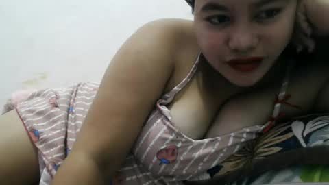 heavenlyeyes69 online show from March 19, 9:09 pm