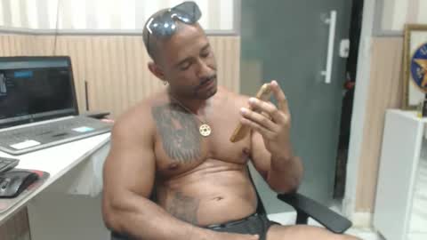 hebertgomes online show from November 29, 12:40 am