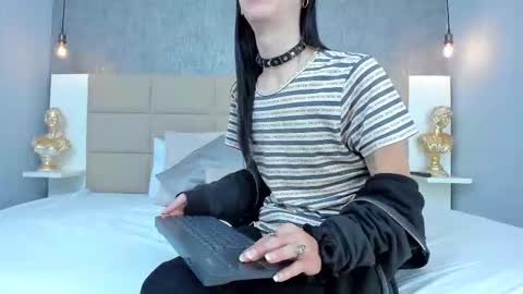 Keira Hecate online show from March 19, 7:19 pm