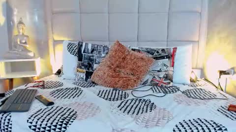 Keira Hecate online show from December 18, 7:20 pm