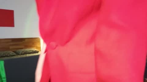 Heidi brunette Foxy red head and Carrie blondie online show from November 13, 9:34 am