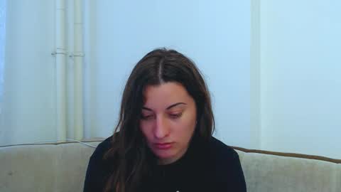 helen_adams_ online show from March 5, 11:17 am