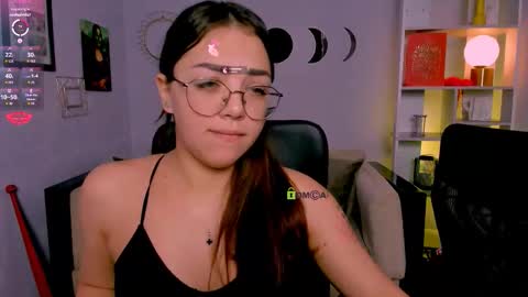 helen_shineee online show from January 13, 10:01 am