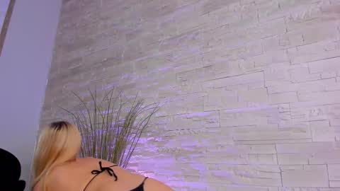 Helen online show from March 20, 7:35 am