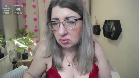 helenenigma online show from February 4, 7:51 pm