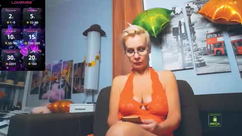 Helga online show from November 17, 1:35 pm