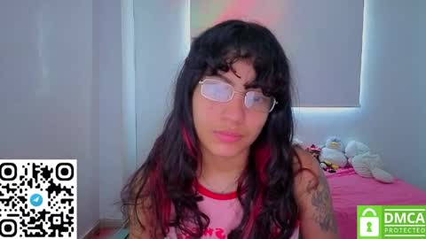 Helia Transfem and Amy online show from April 1, 1:41 pm