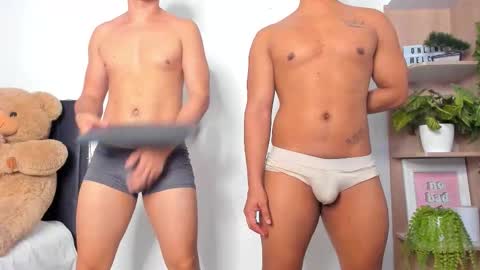 alan y zack online show from January 14, 4:04 pm