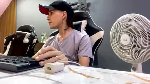 Eros online show from January 14, 12:22 am