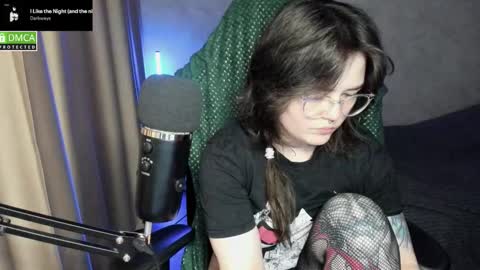 Red online show from January 31, 8:50 pm