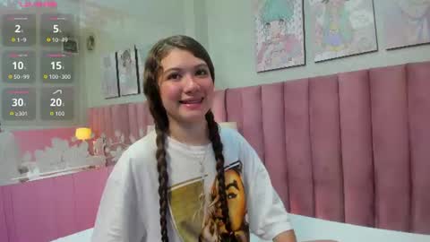   online show from June 24, 10:55 am