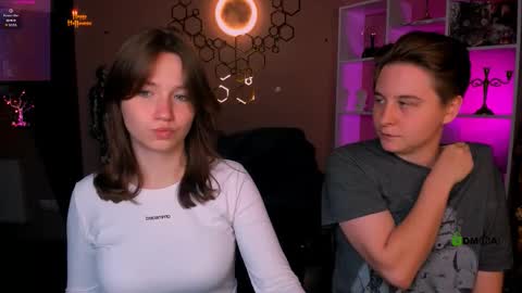 Helli online show from November 9, 8:44 pm