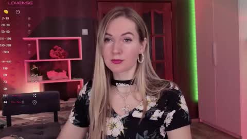 Alisia  Monday to Friday from 10 am to 4 pm GMT 2 online show from November 17, 9:01 am