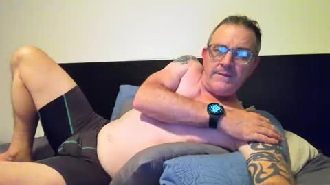 hempie1973 online show from January 16, 11:08 am