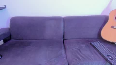 henrik_senn online show from April 4, 10:33 am